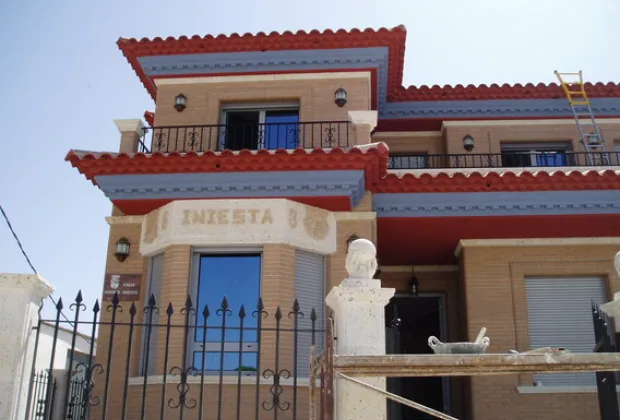 Piezas realizadas por artesano