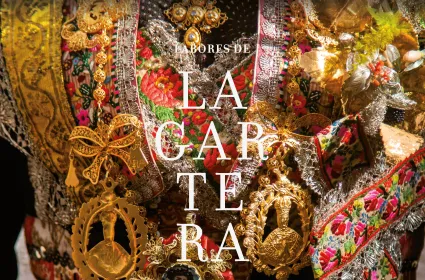 Libro Labores de Lagartera, sus Indumentarias y otras Producciones Textiles